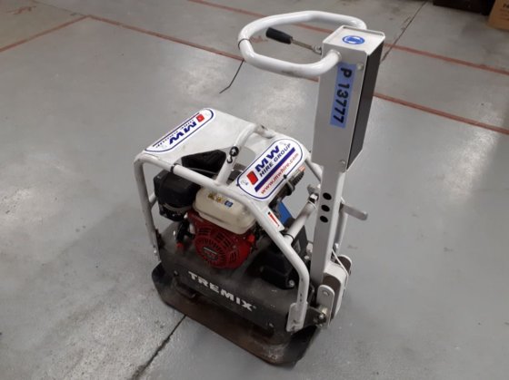 フォワード/リバース ガソリン ワッカーズ