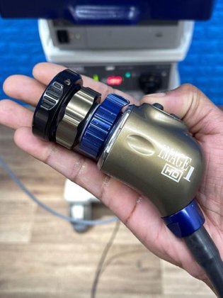 卡尔·史托斯大厦