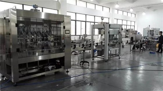 食用油塑料瓶灌装机