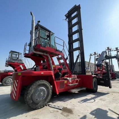 2022 Kalmar empty container handler