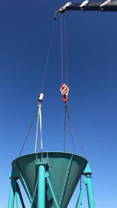 100トン容量のボルト式セメントサイロ、在庫あり