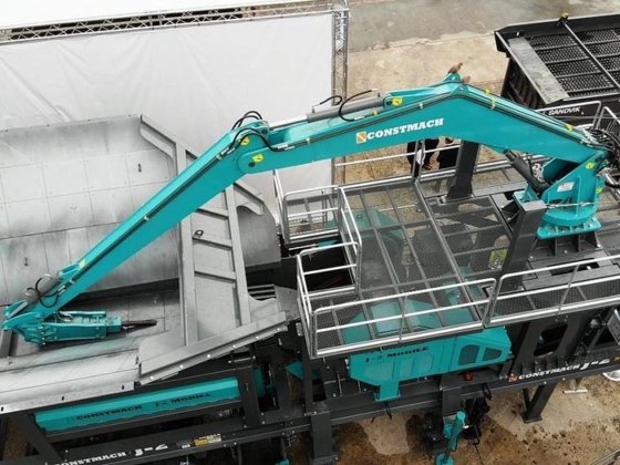 リモートコントロール操作が可能な堅牢な油圧ブレーカー