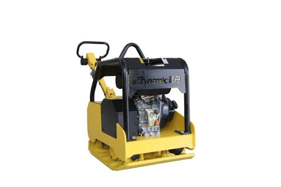 DUR-500 DYNAMIC 建筑用可逆式振动压实机