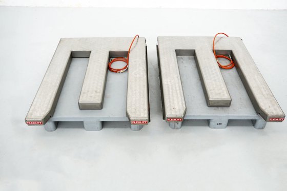 2015 Flexlift Scherenhubtisch E-Förmig Table
