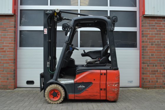 2017 Linde E16C-386