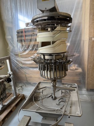 Meyn 排气切割机用于家禽加工