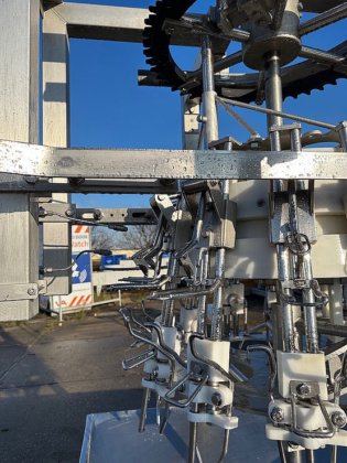 Linco 1000 至 3000 只/小时去内脏生产线