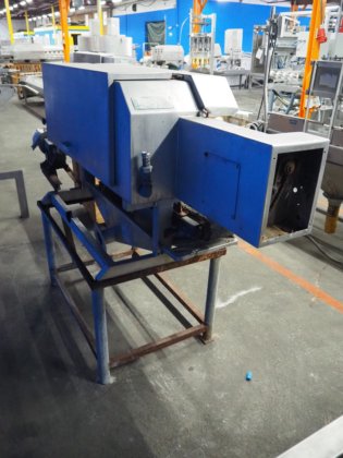 用于家禽加工的 Meyn 鸡胗/肠子采集机