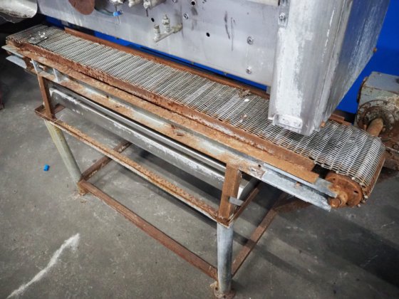 用于家禽加工的 Meyn 鸡胗/肠子采集机