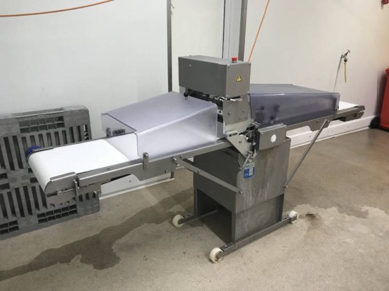 Wolfking Belam 肉类注射器，带 Scanio 盐水搅拌器