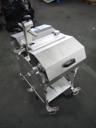 Scanvaegt Marel 立式切片机