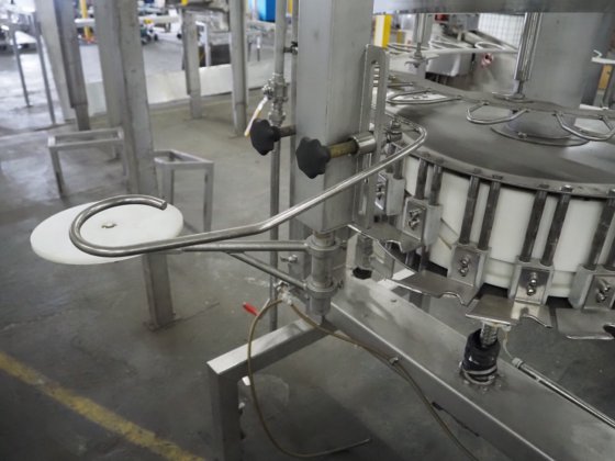 用于家禽加工的梅恩颈部皮肤修剪器