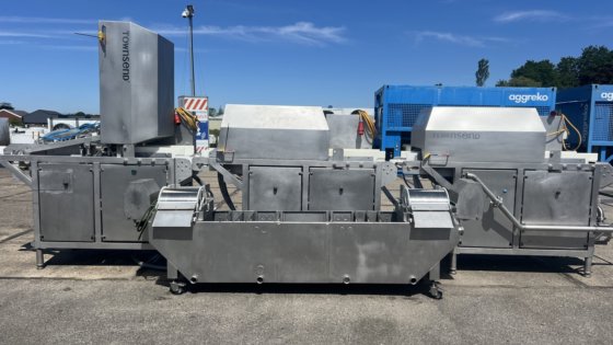 3 套 Townsend 盐水注射器