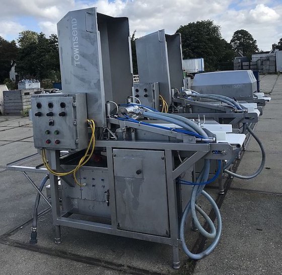 3 套 Townsend 盐水注射器