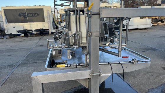 LINCO 禽类处理线剔毛/去内脏线