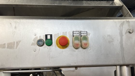 鸡腿和鸡腿去骨器