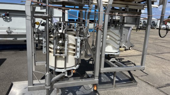 Stork 直列式大腿去骨机