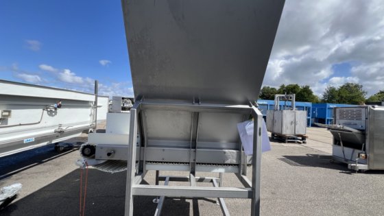 收集料斗输送机