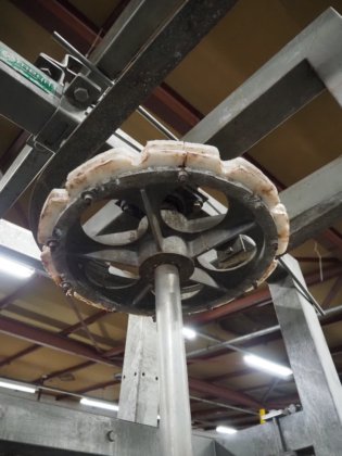 梅恩尾部切割器