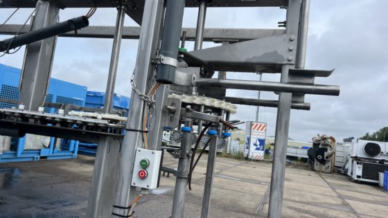 梅恩·雷汉格 (Meyn Rehanger) 冷静地称重