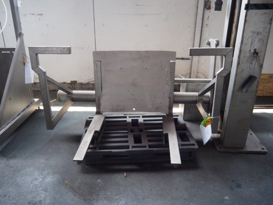 Scanio Normwagen 升降机