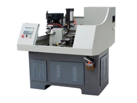 Torno CNC Automático