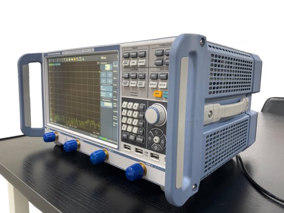 R&S ZNB ネットワーク・アナライザ