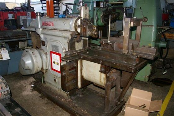 NIIGATA 24 CL HORIZONTAL SHAPER