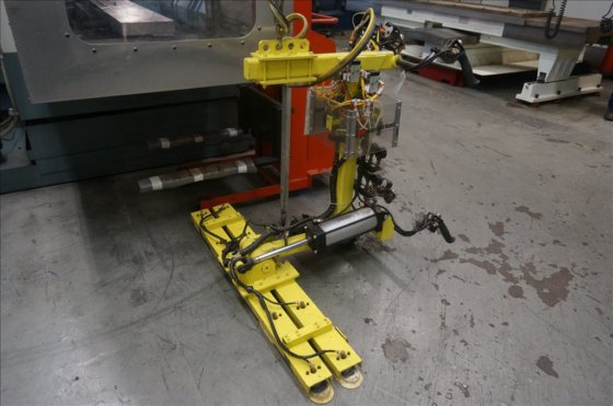 INGERSOLL-RAND 350 LB PNEUMATIC BALANCER