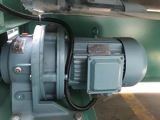 用于塑料颗粒注射机的混色机