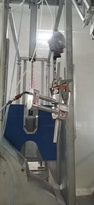 用于屠宰场设备的活牛剔骨箱肉类加工机 牛屠宰机