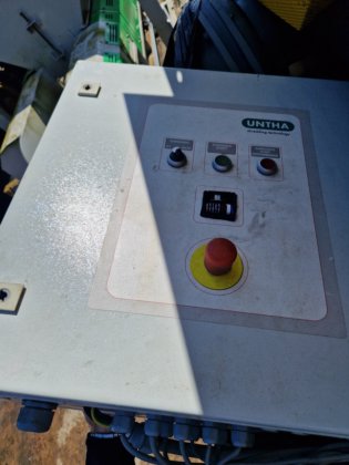 2015 Untha LR700 碎纸机