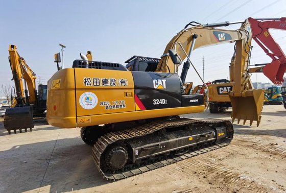 2020 Caterpillar 324D2