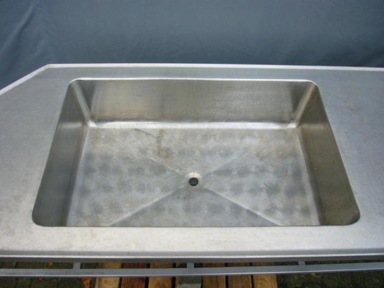 Table, acier inoxydable