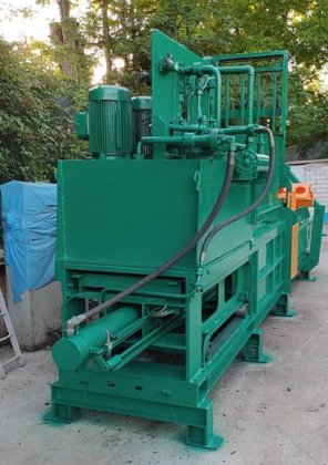 CMA 85T