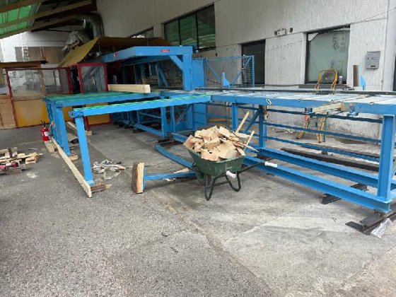 ◀ Agrandissement Hundegger K2