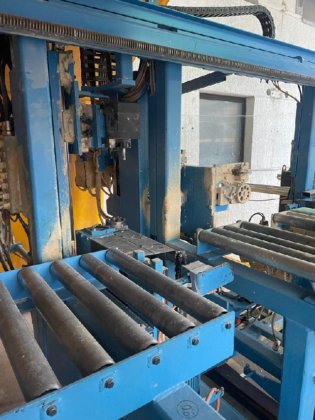 ◀ 宽屏 Hundegger K2