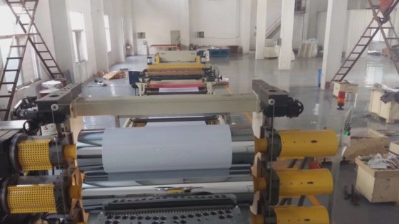 PVC 透明软硬片材挤出生产线