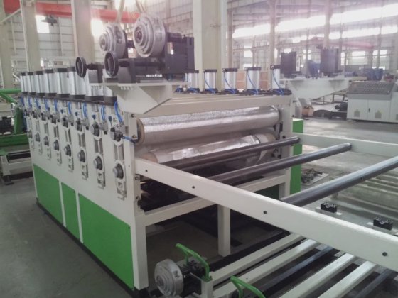 ジェウェル PVC セミスキンニングフォームシート押出機