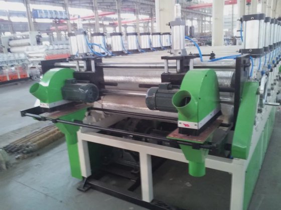 ジェウェル PVC セミスキンニングフォームシート押出機