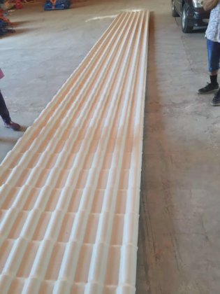 ジュエル PVC 屋根シート押出しライン