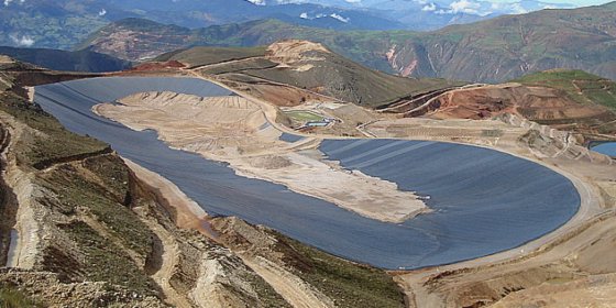水垃圾填埋场工业养殖和采矿工程土工膜衬里挤出机