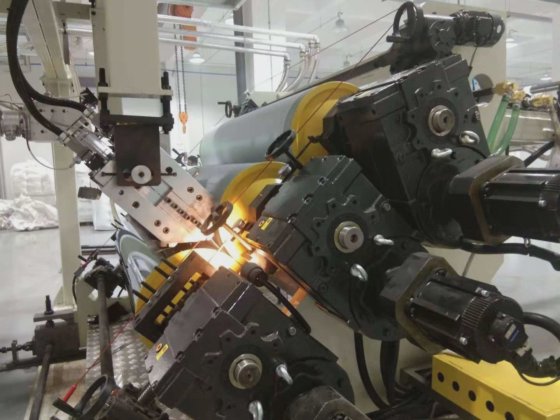 卓威机械 GPPS/PMMA/PC 塑料板材挤出机