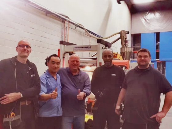 ジュエル PP PS プラスチックシート押出しライン