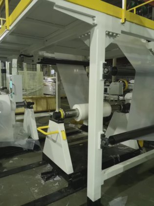 ジュエル PP PS プラスチックシート押出しライン