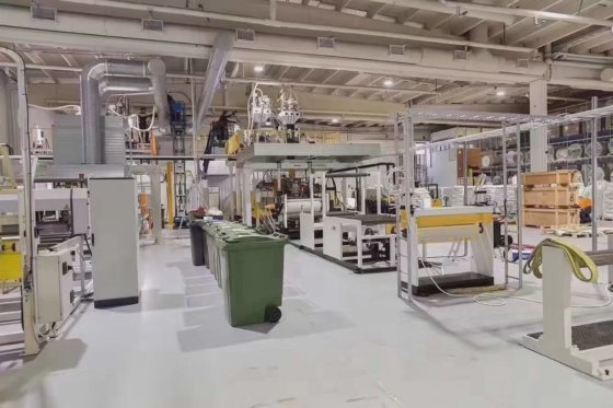 捷威 PMMA 导光板挤出生产线