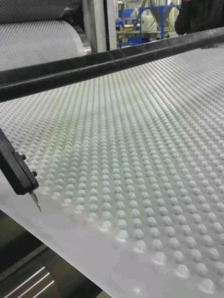 高密度聚乙烯排水板挤出生产线