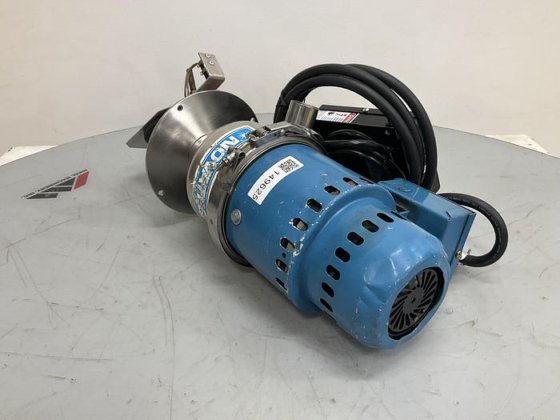 NOVATEC Loader Used