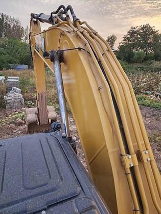 2018 CAT 320GC