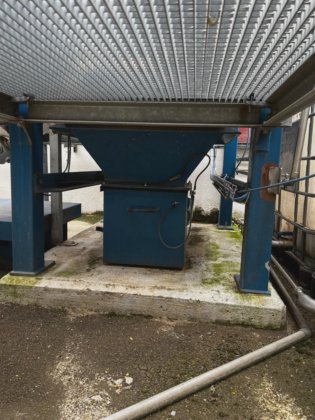 2004 DONALDSON DPRO 8-R